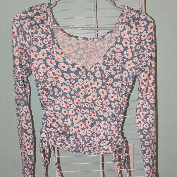 Crop top - Picture 2 of 3